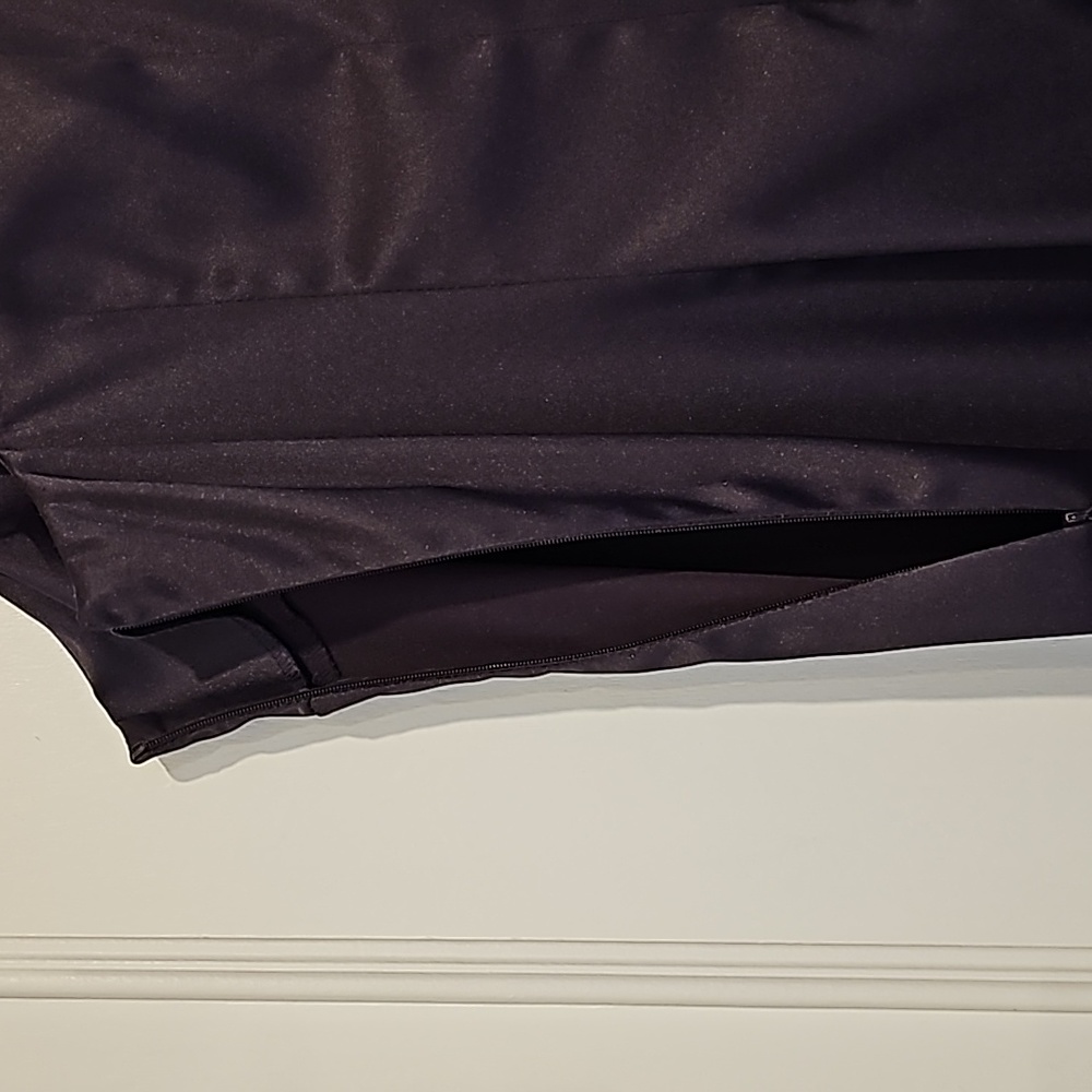 CDC Dress - Picture 5 of 8